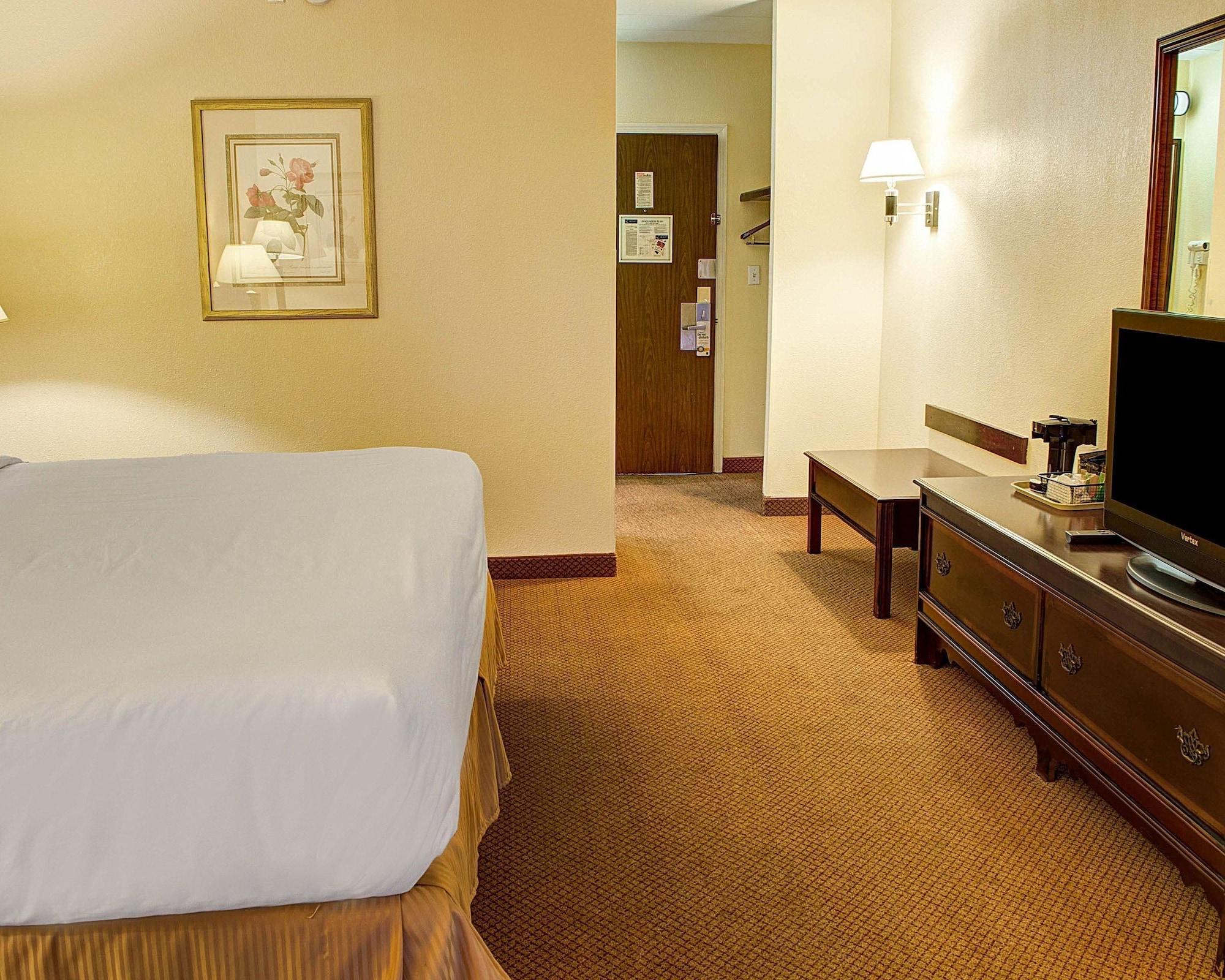 Quality Inn North Yellow Tavern Dış mekan fotoğraf