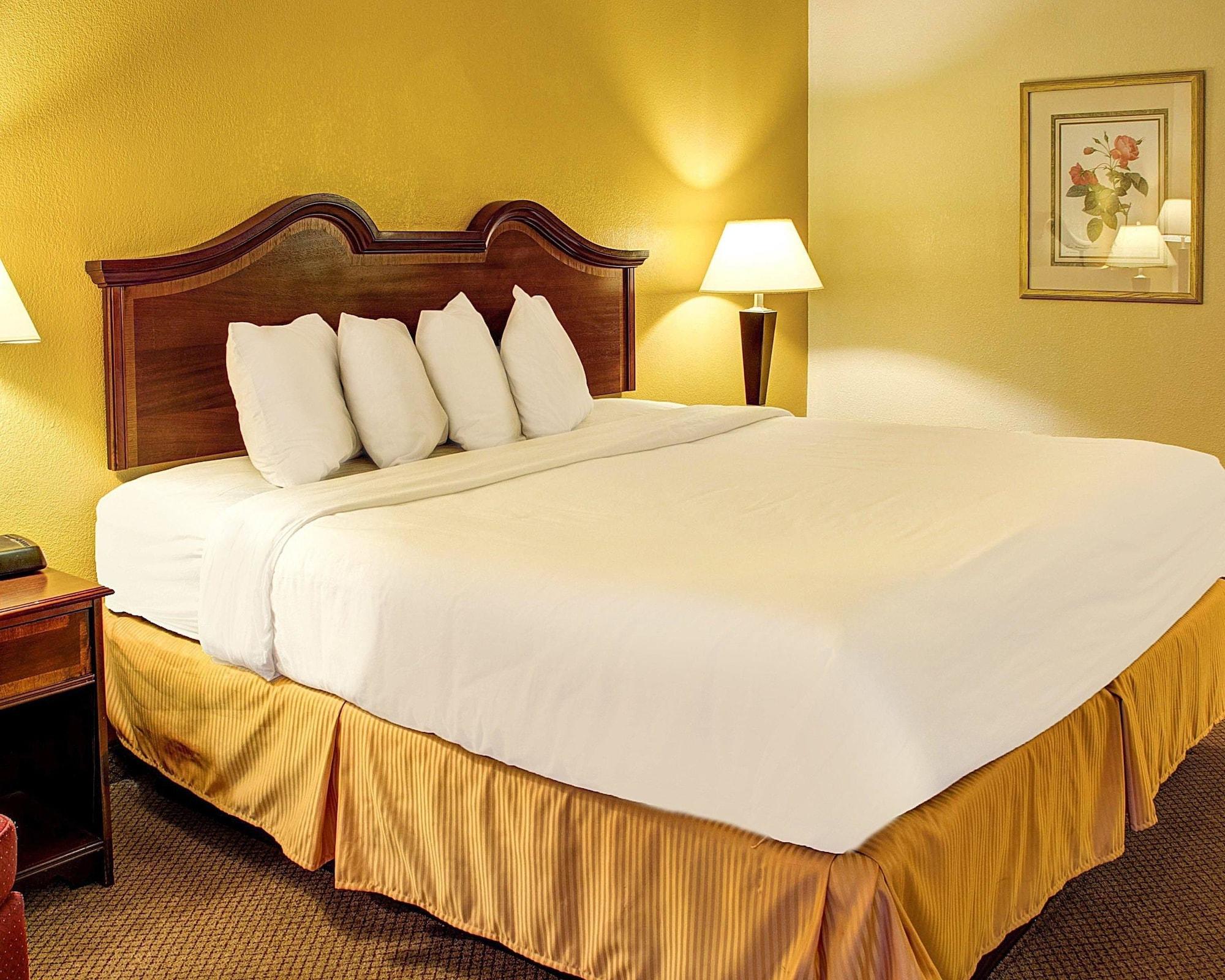 Quality Inn North Yellow Tavern Dış mekan fotoğraf